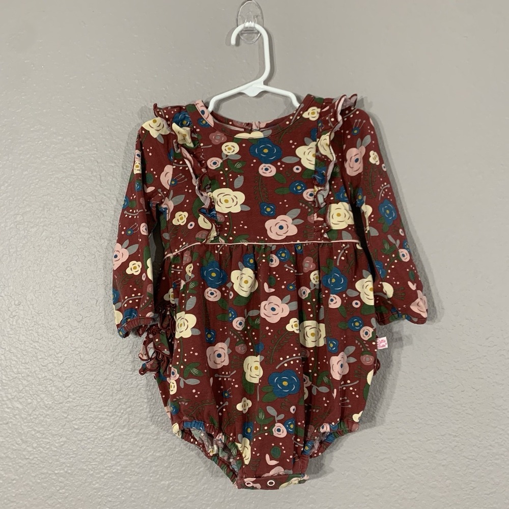 Ruffle Butts Baby Girls Size 18-24m‎ Bubble Romper Long Sleeve Ruffled Bottom